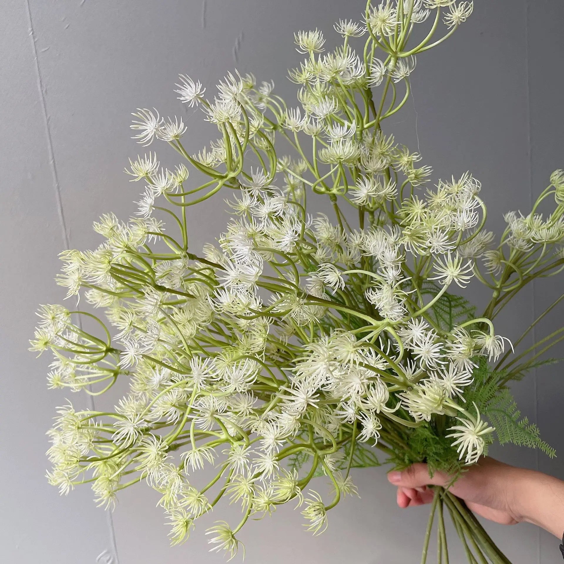 D218 Wholesale Cheap Artificial Flowers Single Stem Silk Flowers for Wedding Decoration Wedding Road Lead Flowers
