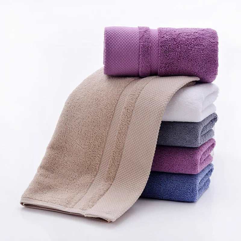 Wholesale 100% White Cotton Cut Pile Facial Towel Quick-Dry Luxury 5 Star Hotel Quality Plain Style Custom Logo for Home Use
