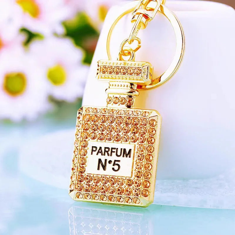 Diamond-Encrusted Perfume Bottle Keychain Accessory Pendant Creative Gift Hot-selling Metal Keychain