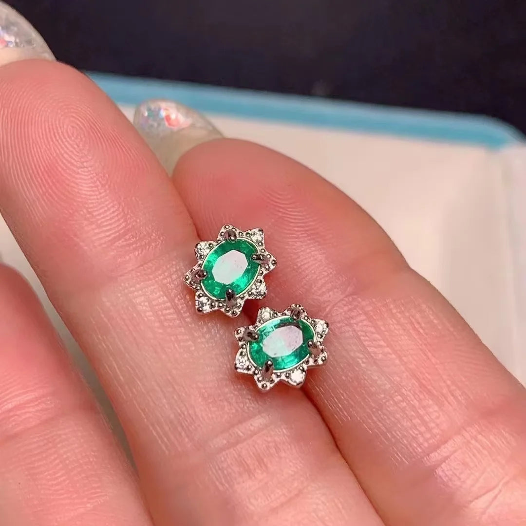 Customizable Geometric Female Stud Earrings Fashion Indian 925 Silver Leaf Emerald Gold Jewelry for Women for Parties Gifts