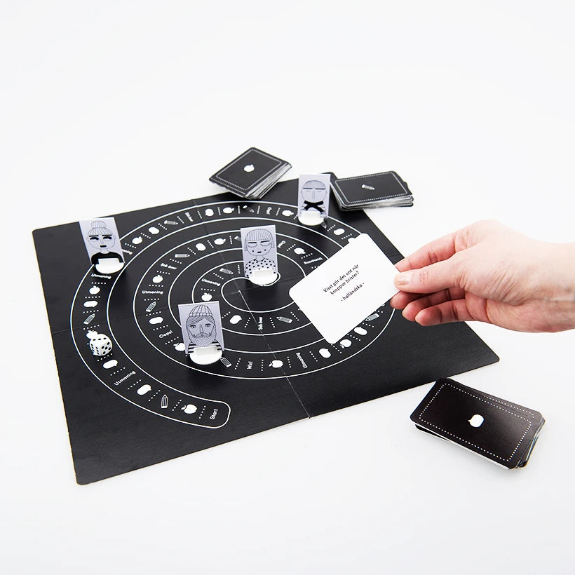 Customized Manufacture Printing Oem Board Games Pieces Promotional Board Games for Kids