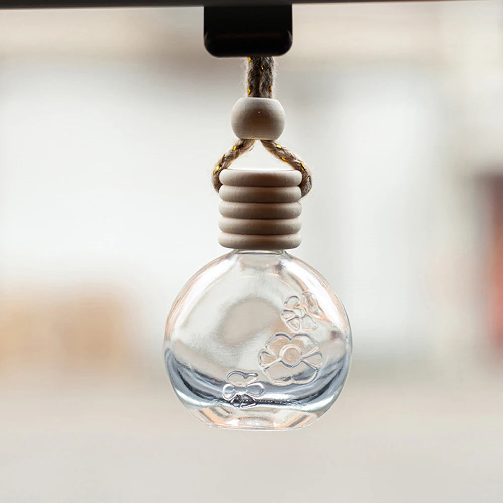 Portable Refillable Fragrance-oil Cosmetic Packaging 10ml Empty Screw Cap Car Perfume Air Fresher Hanging Glass Bottle