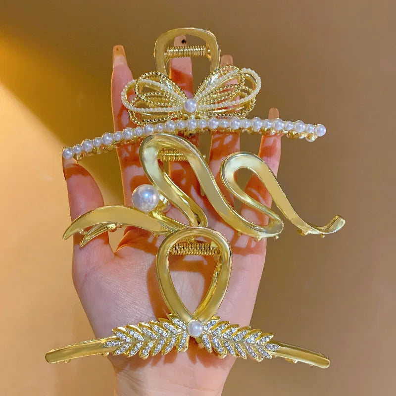 Wholesale Light Luxury High-end Pearl Metal Hair Claw Elegant Shark Hair Clip Women Back Head Bun Updo Hair Accessories