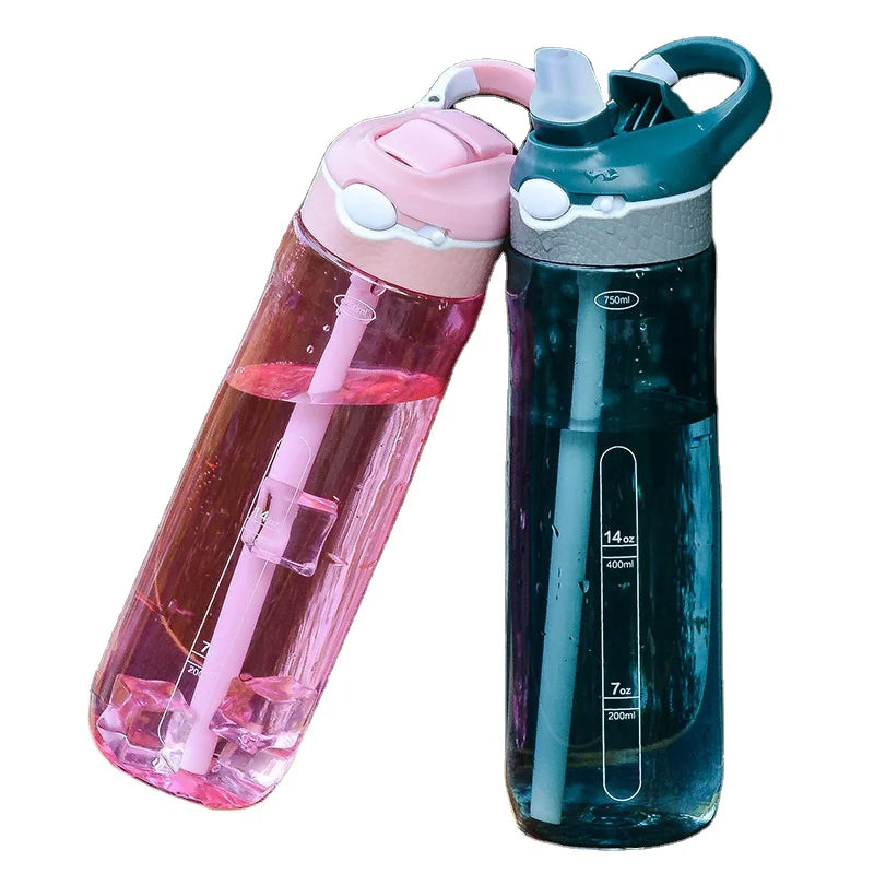 Hot Sale New Style Summer Outdoors 750ml Sports Camping Traveling Water Bottles Tritan Plastic Kettle Bottles