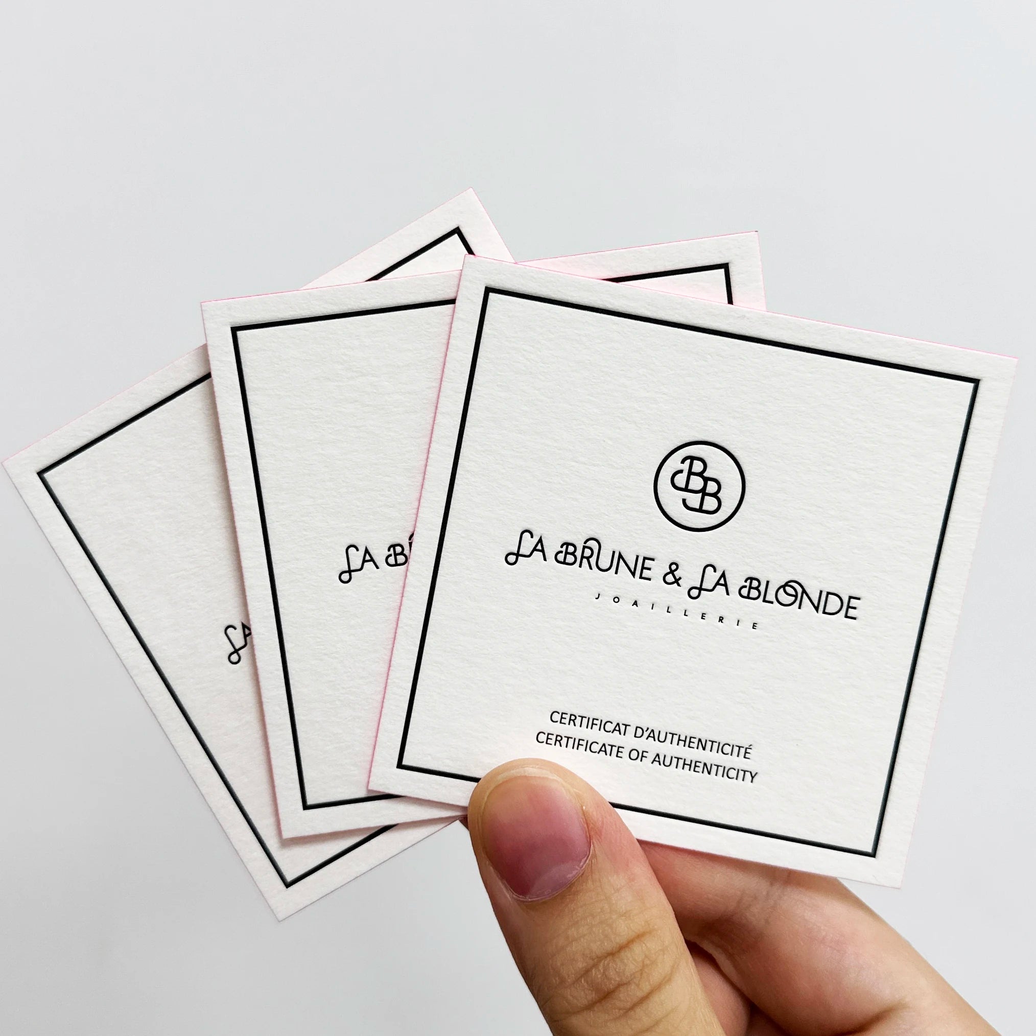 Custom Special Textured Luxury Embossed Logo Business Card Square Cotton Kraft Paper with Pink Edge Screen Printing