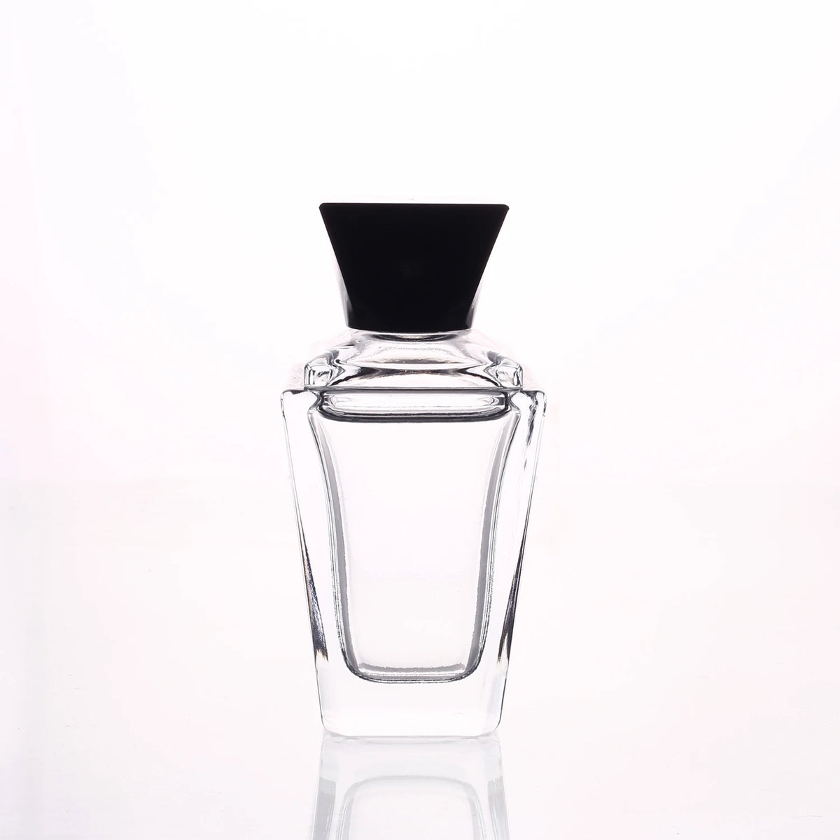 Wholesale Factory Vintage 50ml Square Clear Refillable Luxury Glass Perfume & Skin Care Cream Spray Bottle with Pump Sprayer