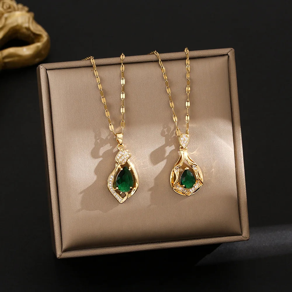 Yiwu DAICY Wholesale Fashion Women Jewelry Water Drop Pendant Necklace Green Diamond Rose Necklace Accessories
