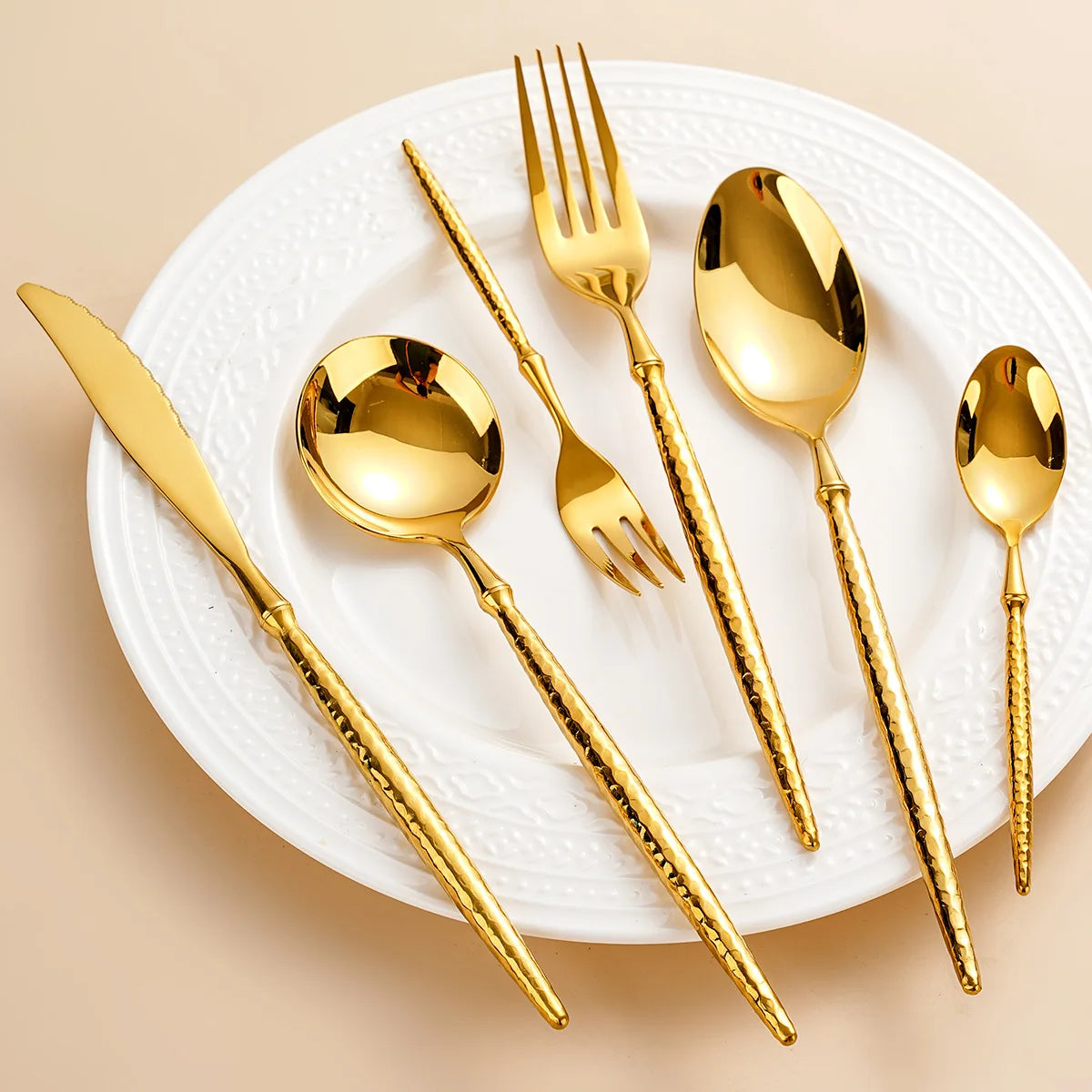 Luxury 304 Stainless Steel Gold Ballet Hammer Pattern Cutlery Set Hotel Fork Spoon Knife Wedding Cutlery Set