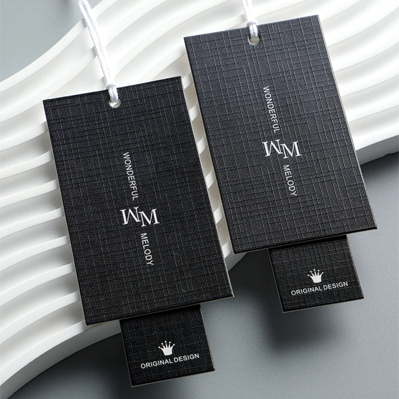 Tag the Clothing With Rope Paper and Its Own logo Clothing Brand Tags hang Tags