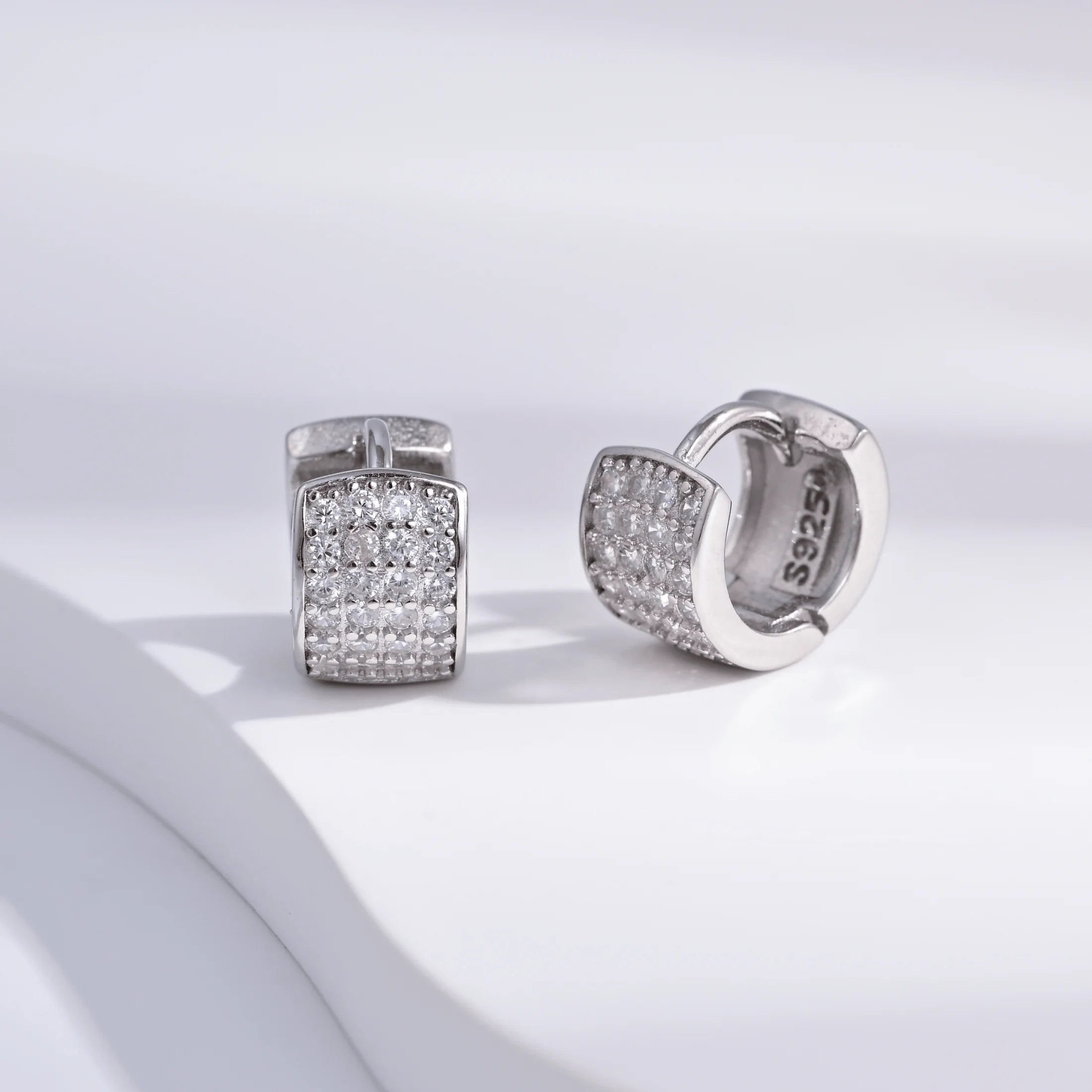 Wholesale Earrings Jewelry Rhodium Plated Cubic Zirconia Square Huggie 925 Sterling Silver Fine Jewelry Earrings