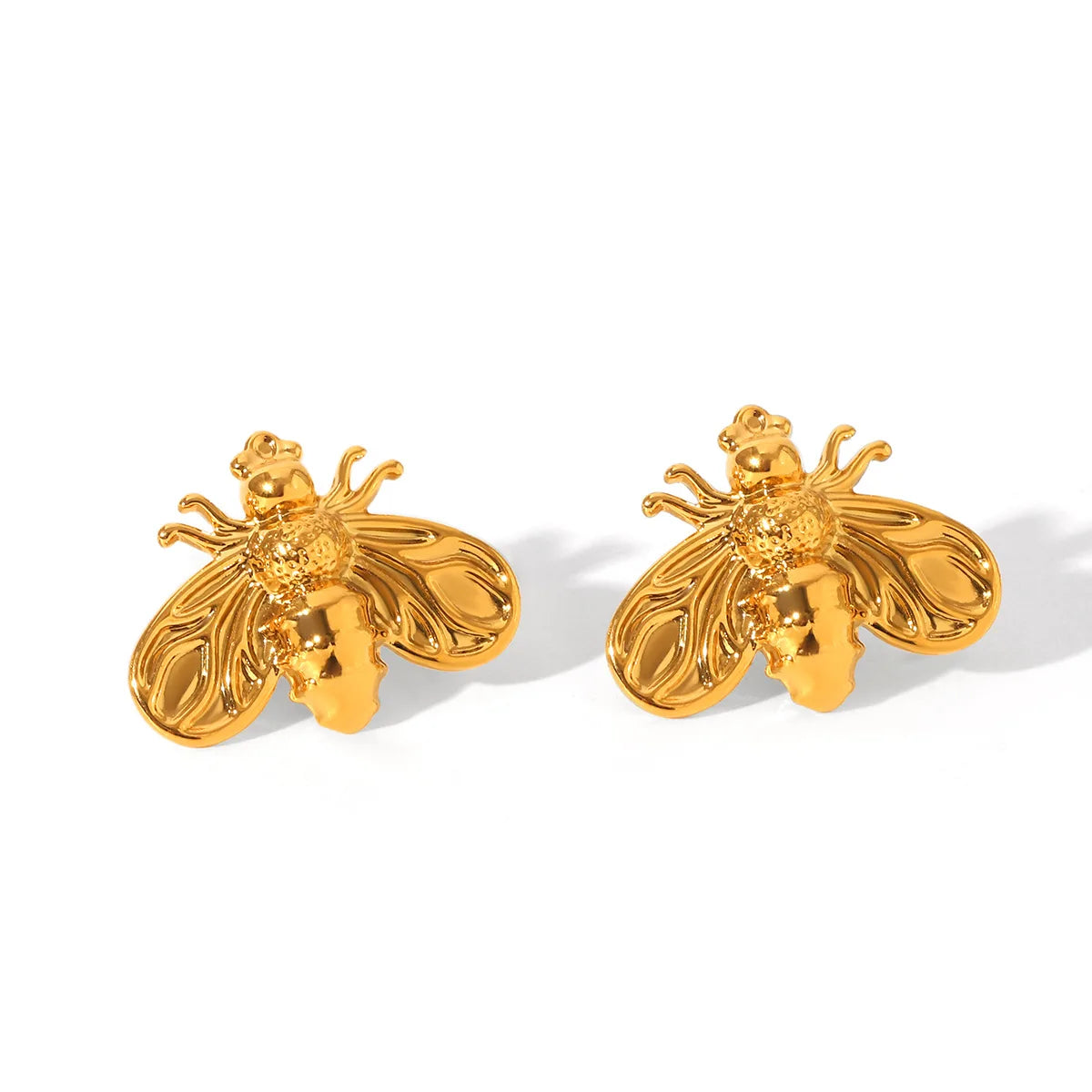 Cute Lovely Design 18K Gold Stainless Steel Minimalist Insect Jewelry Bee Stud Earring Women No Tarnish Waterproof