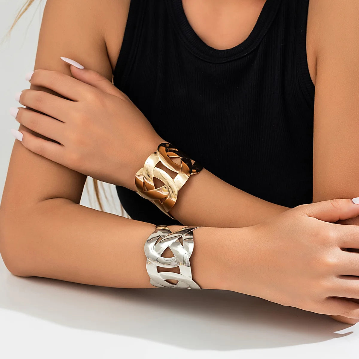 European American Jewelry Exaggerated Punk Style Simple Cross Wide Zinc Alloy Gold/Silver Plated Women's Charm Bracelet Niche