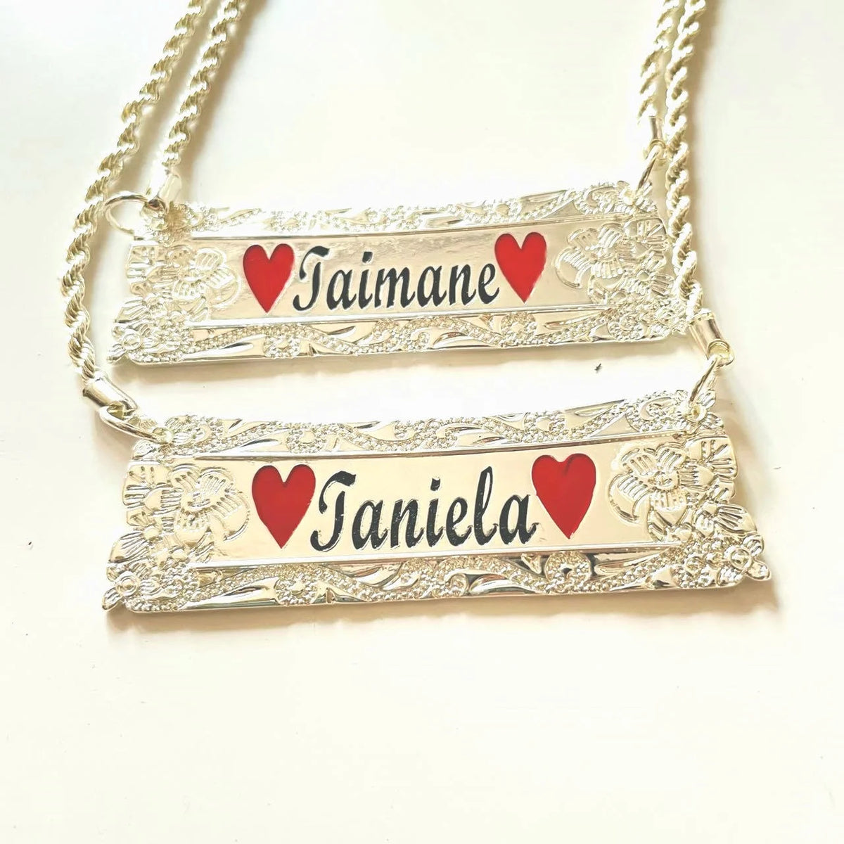 JX125 Personalized Nameplate Necklace Enamel Flower Heart Chain Hawaiian Samoa Jewelry Birthday Graduation Gift Wholesale Women MegaBDM