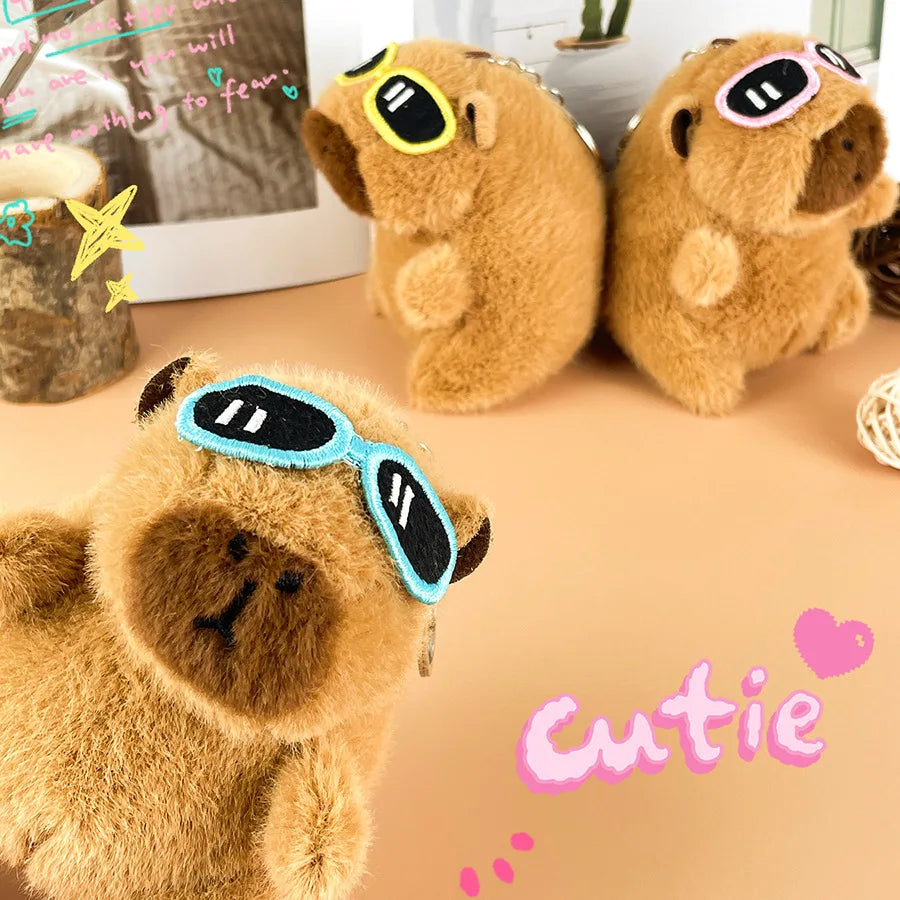 Cartoon Kawaii Sunglasses Capybara Pendant Keychain Cute Kapybara Charm Fluffy Stuffed Animal Doll Backpack Deco Accessories