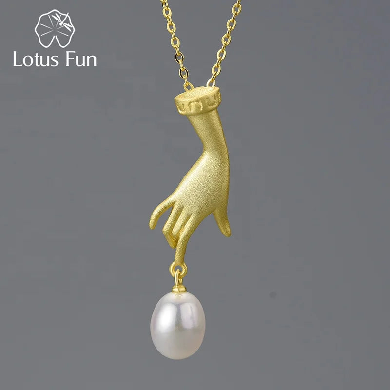 18K Gold Plated  Natural Pearl Hand Necklace Chain 925 Sterling Silver for Ladies Luxury Gift Party  Fine Jewelry for Women