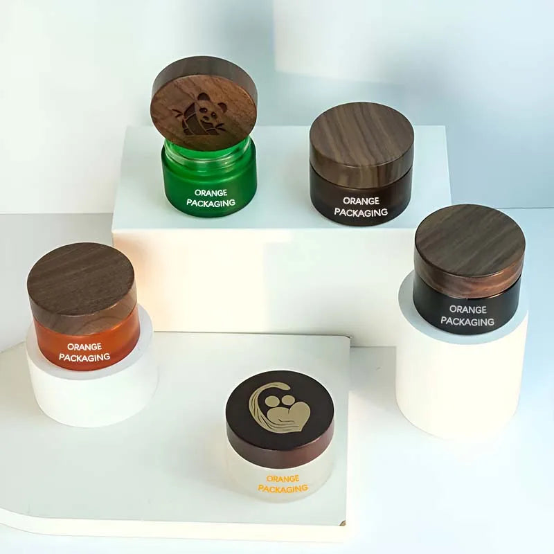 Luxury Walnut Wood Lid Glass Cosmetic Jar for Skincare Cream Balm and High-End Beauty Packaging