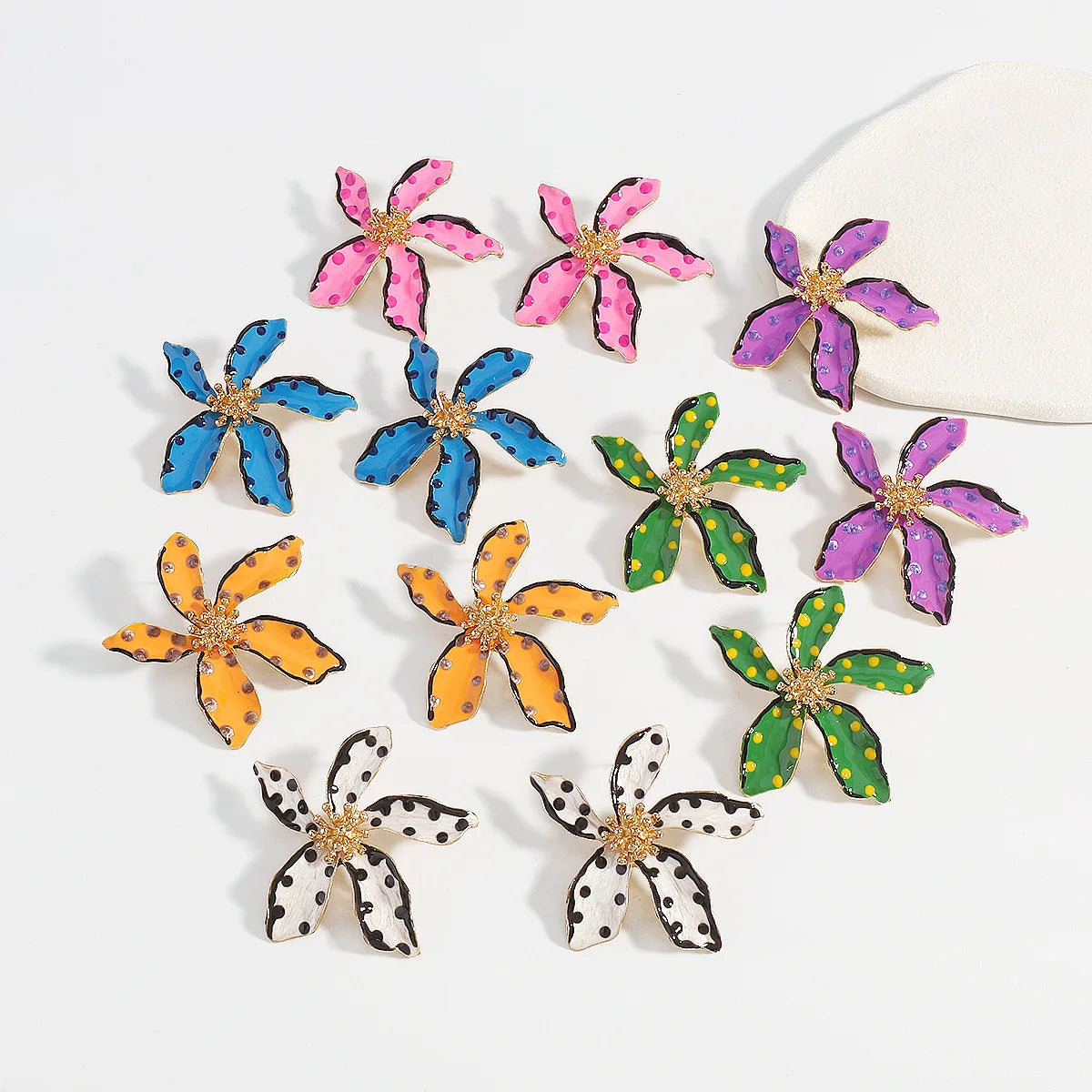 Fashion Spring and Summer Alloy Dripping Oil Floral Wave Dot Flower Earrings Colorful Sweet Studs Enamel Earrings for Women