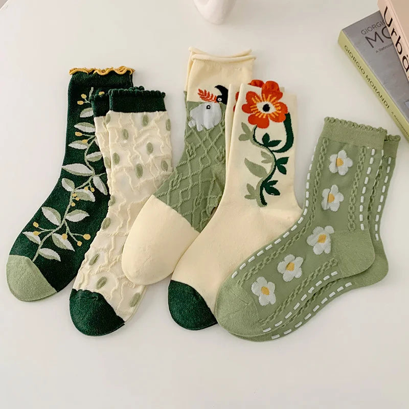 CMAX Popular Socks Cute Monster Pattern Design Fashion Floral Socks Autumn and Winter Cotton Colorful Socks