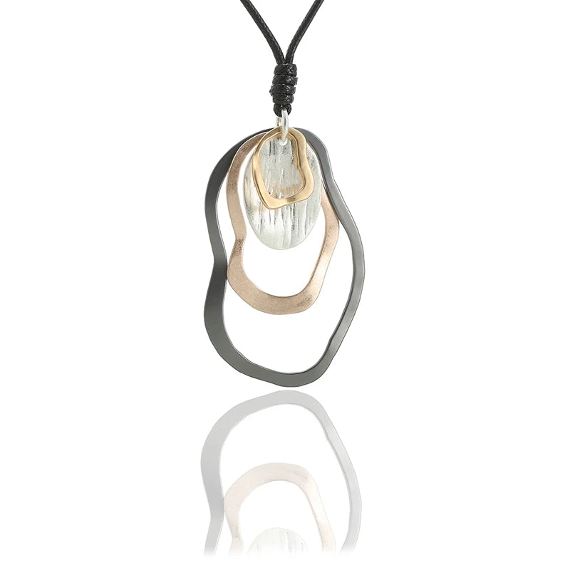 Customize Necklace Hammered Ring and Disc Pendant Necklace