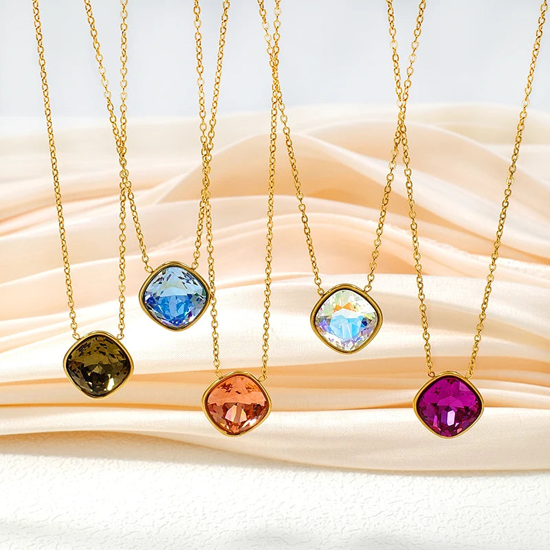 Simple Fashion Italian Stainless Steel Jewelry Wholesale 18K Gold Plated Square Colour Diamond Stone Fine Choker Ladies Necklace