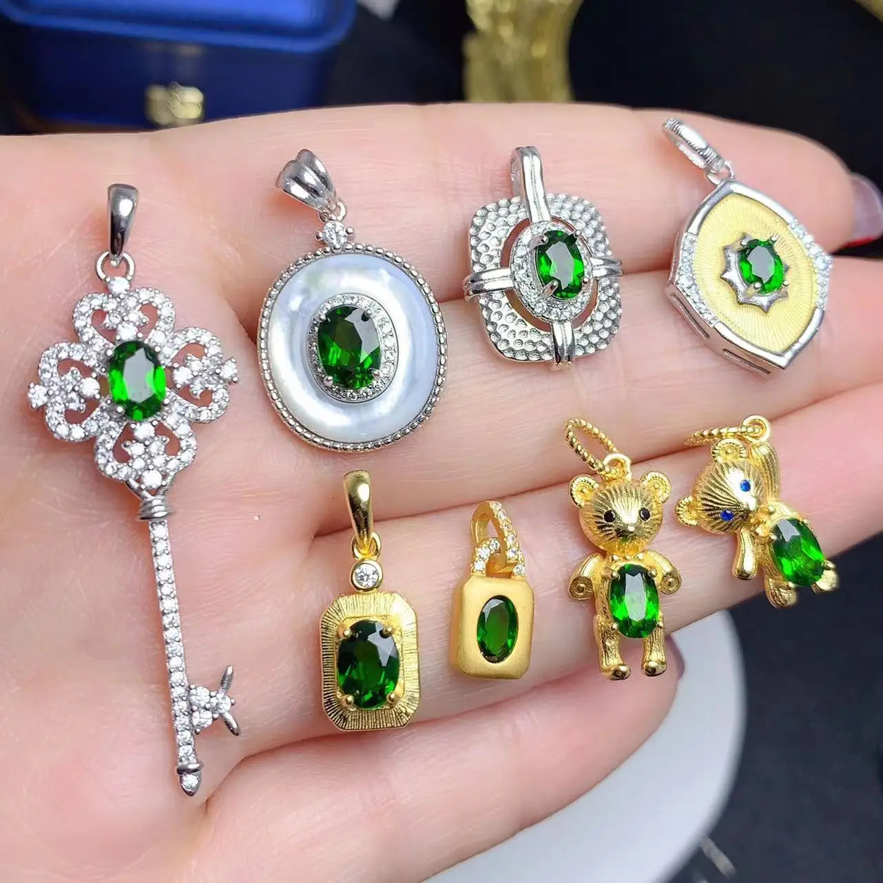 Hot Popular 925 Sterling Silver Micro Pave CZ 18K Gold Plated Natural Diopside Animal Inspired Jewelry Necklace for Engagement