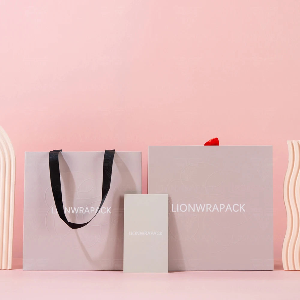 Lionwrapack Customizable Kraft Paper Bag Jewelry Paper Boxes Eco-Friendly Recyclable Paper Packaging