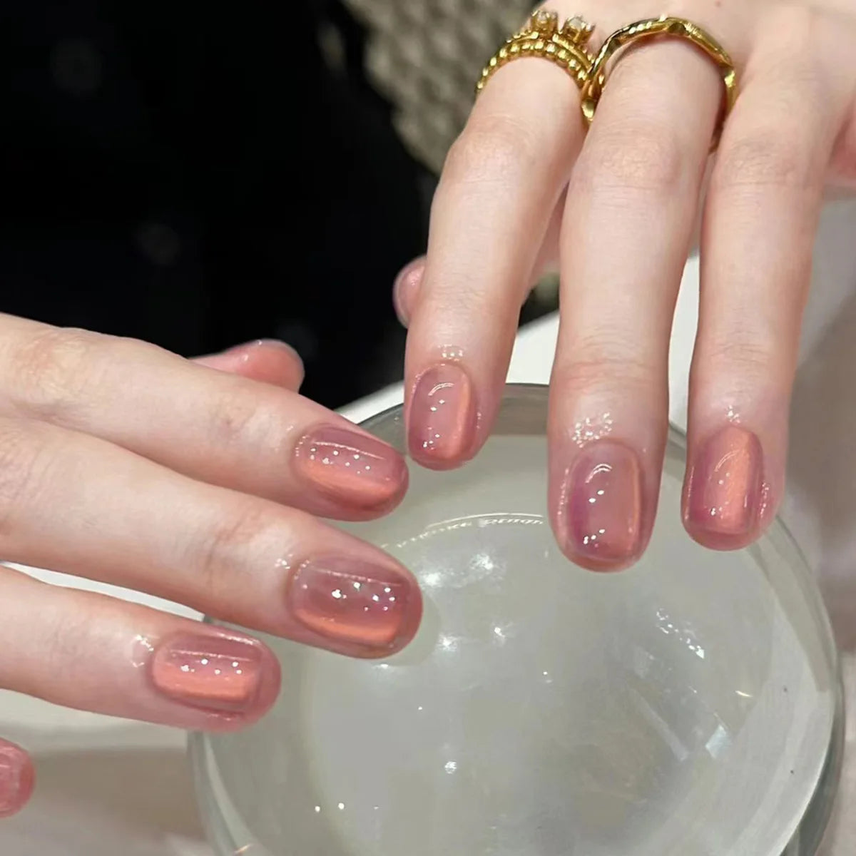 High Quality Short Cat Eye Round Press on Nails As Gift Shimmer Fake Nails for Women