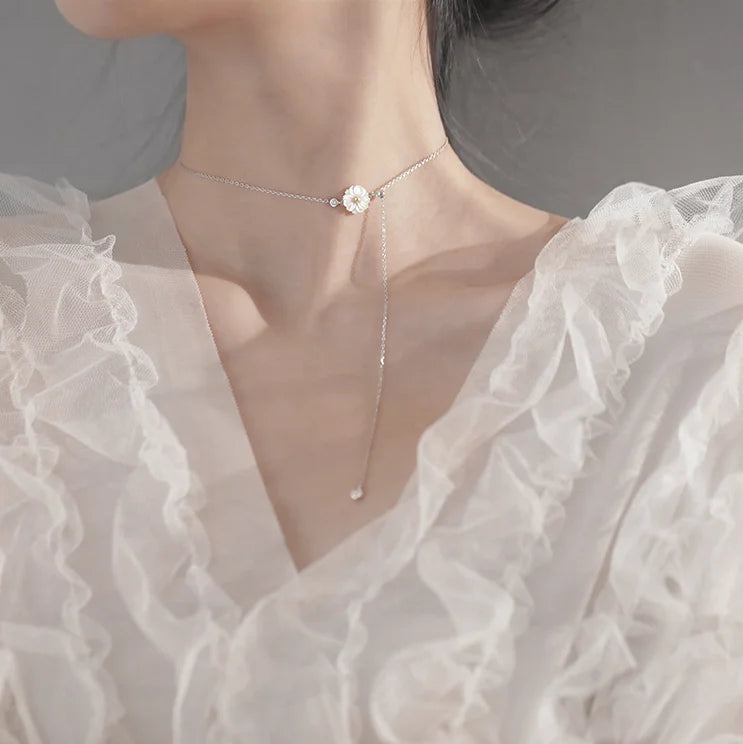 Isunni Luxury Niche Design 925 Sterling Silver Clavicle Chain Shell Daisy Necklace