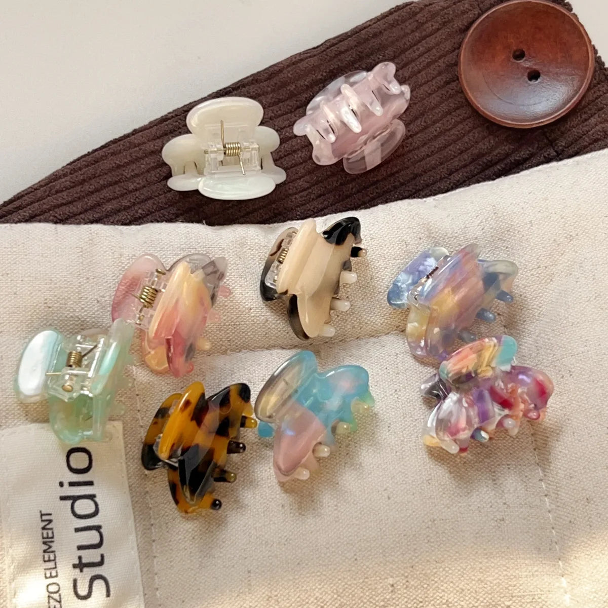 Wholesale Korean Acetate Hair Claw Cute Small Girls Hair Claws Luxury Fashion Custom Hair Claws for Women