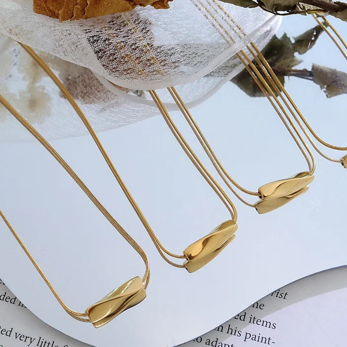 Personalized Unique Women Gold Plated Stainless Steel Tarnish Free Necklaces Pendants for Snake Necklace