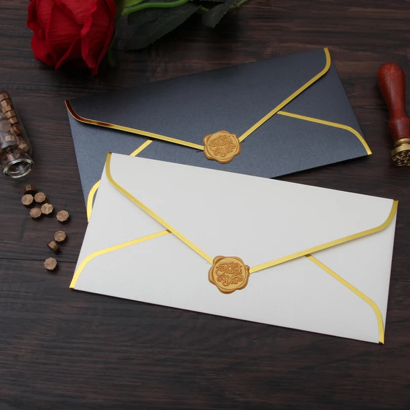 Custom Black Cardboard Recycled Envelope Thank You Card Packing Envelopes with Golden Foil logo Letter