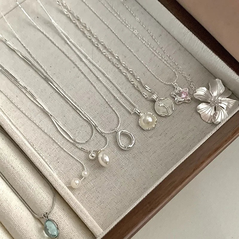 Fashion Jewelry Silver Chain Personalized Geometric Choker Charm Necklace Flower Gemstones Pearl Necklace for Women