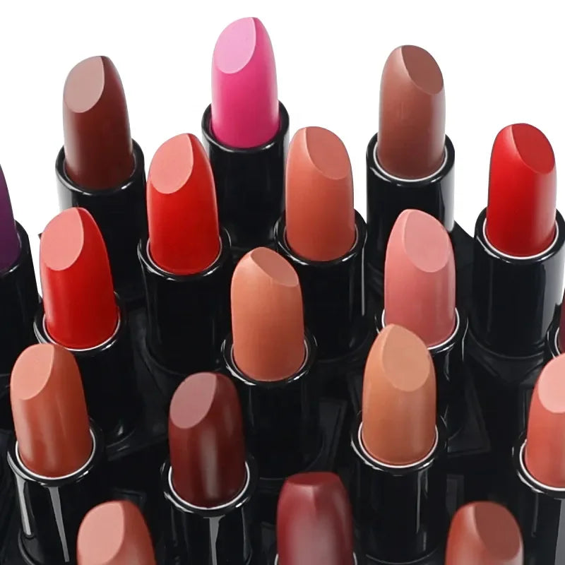 Wholesale Low Moq High Pigmented Waterproof  Vegan Matte Creamy Custom logo Lipsticks