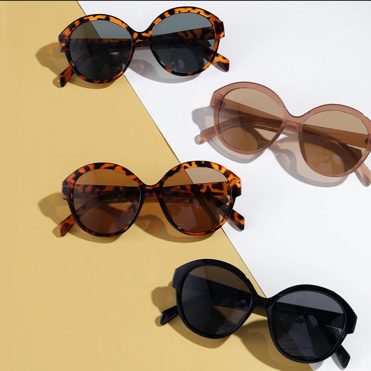 DOISYER 2026 Sunglasses with Big Flower Face Design Transparent White Yellow Red Blue Gray Frames Made of PC Material