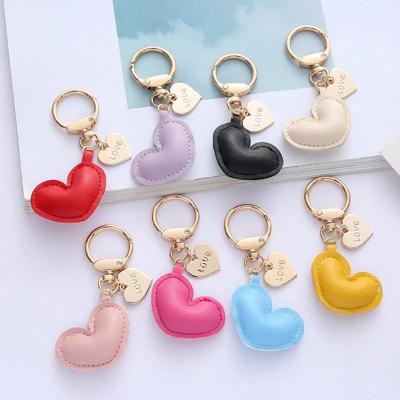 Wholesale Cute Colorful Peach Heart Keychain New Leather Alloy Small Fresh Bag Pendant with Soft Feature Metal Accessories