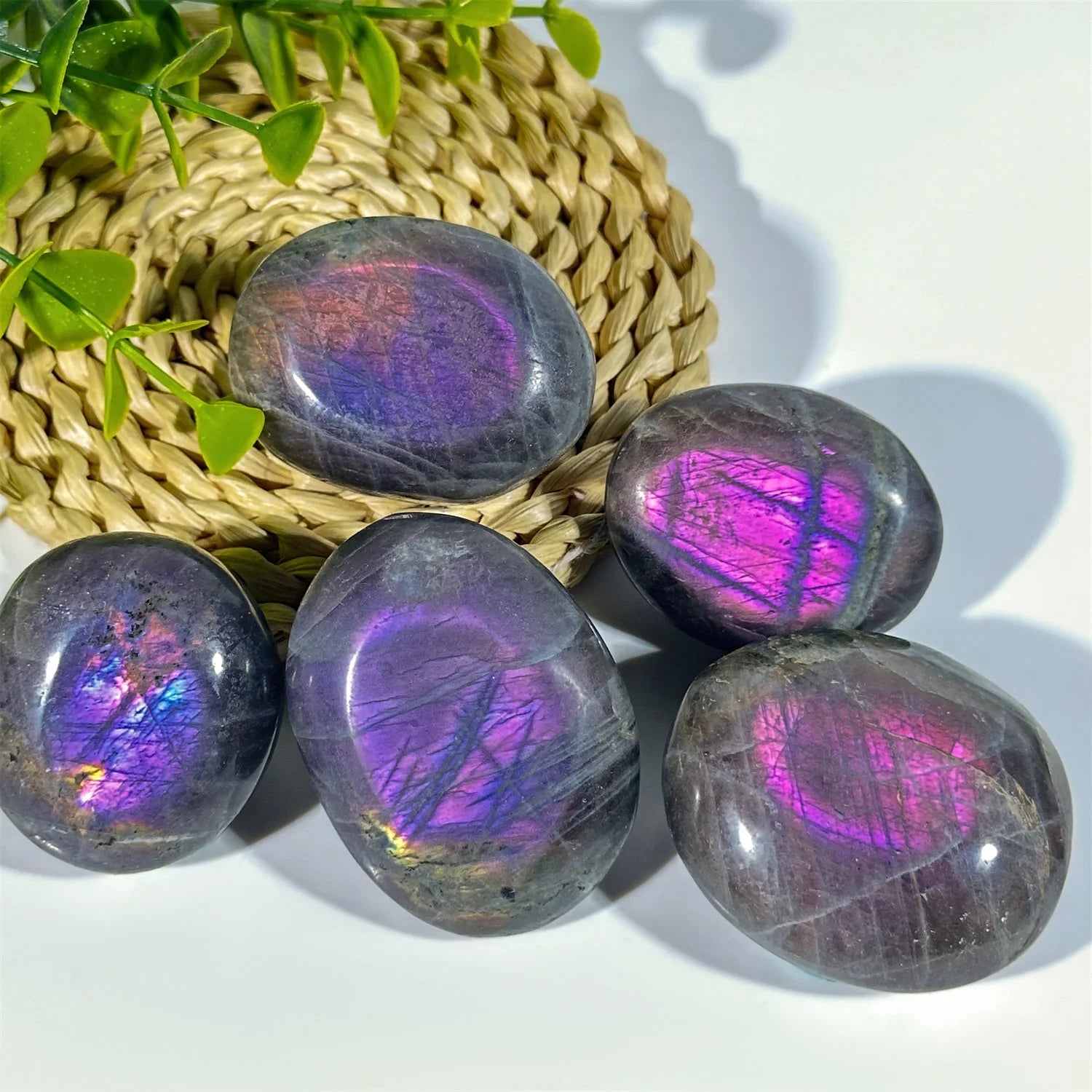 Wholesale Tumbled Purple Light Labradorite Natural Crystal Healing Stone Crafts for Home Decoration