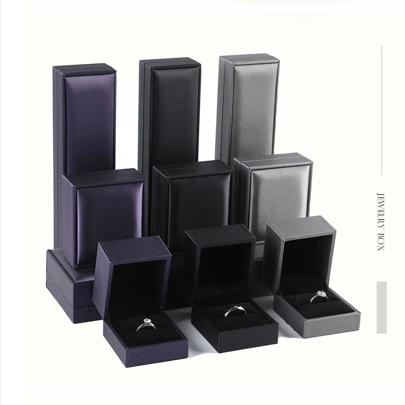 Eco-Friendly Large Rectangular PU Leather Jewelry Boxes for Watch and Pink Necklace Packaging Sustainable and Stylish