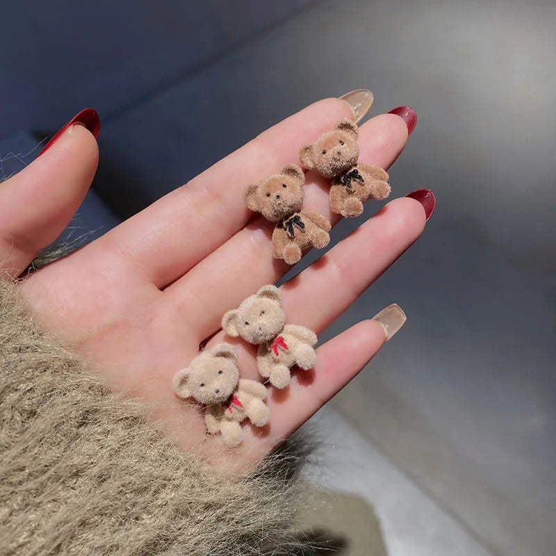 2022 New S925 Silver Needle Earring Fashion Temperament Cute Animal Rabbit Bear Personality Plush Earrings Ear Stud for Women