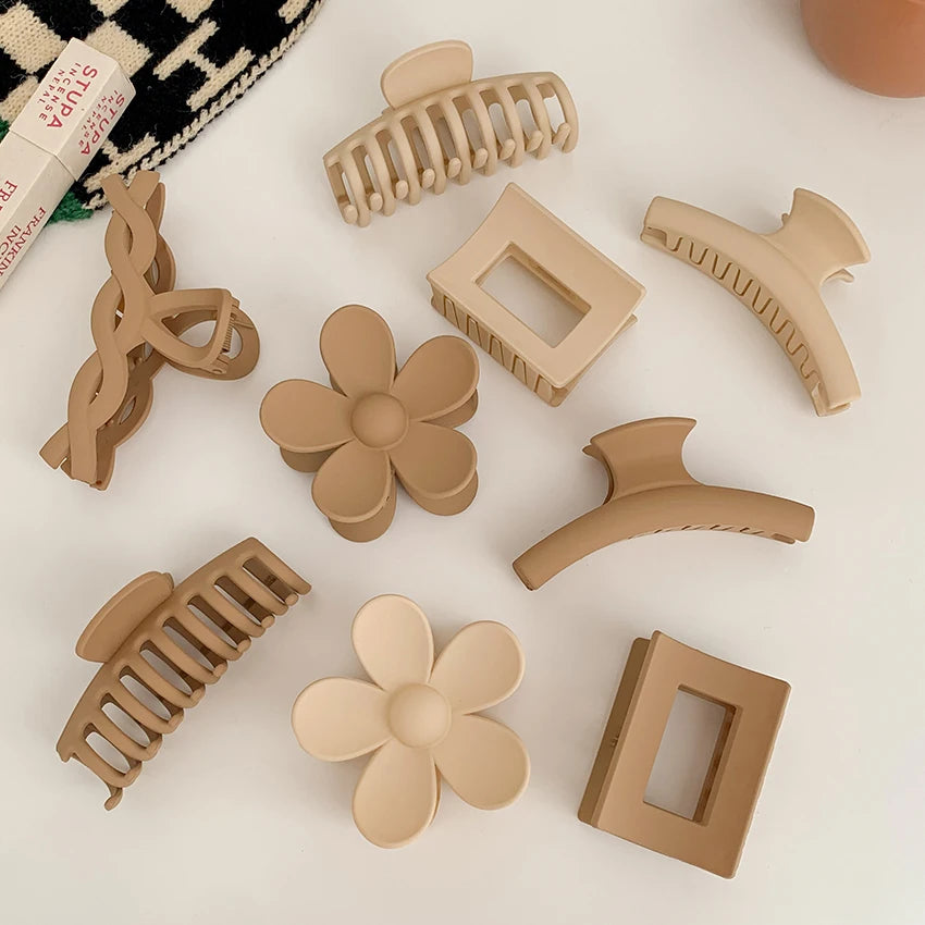 New Design Fashion Solid Colors Elegant Geometric Flower Hair Claw Clips Big Matte Hair Claw Clamps for Woman Girls Thick Hair