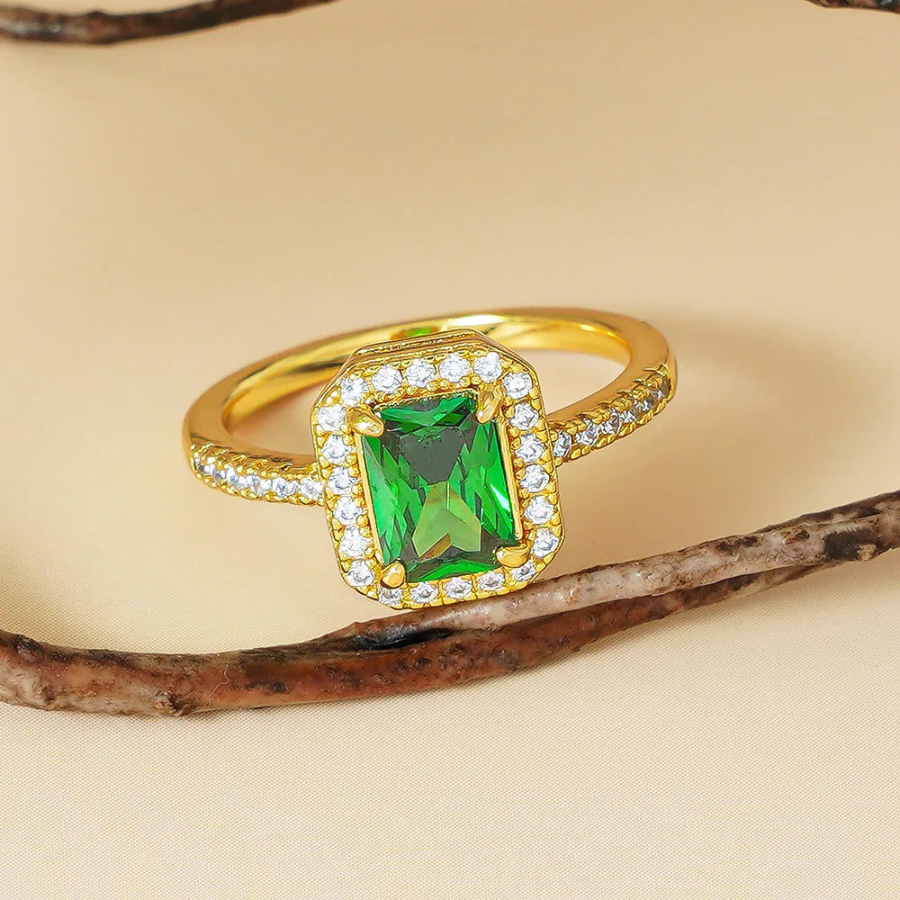 Dainty Wholesale 925 Silver Emerald Cut Diamond Rings Green Zircon Big Stone Statement Jewelry for Women