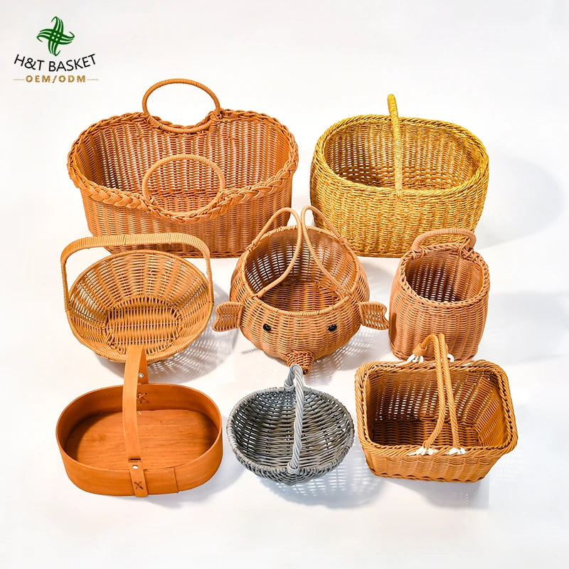 2026 OEM H&T Banneton Pp Kitchen Weave Plastic Food Laundry Lid Gift Hamper Bamboo Rattan Wicker Organizers Woven Storage Basket