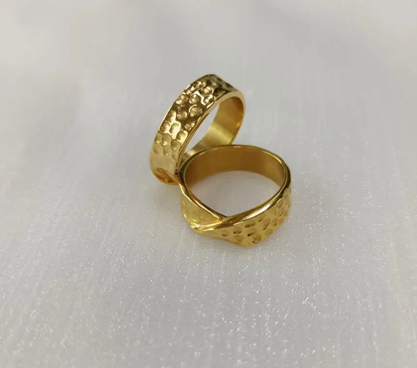 Gold Jewelry Unique Stainless Steel Water Resistant Trendy Chunky Ring Band Signet Ring Fold Hammered Ring for Women