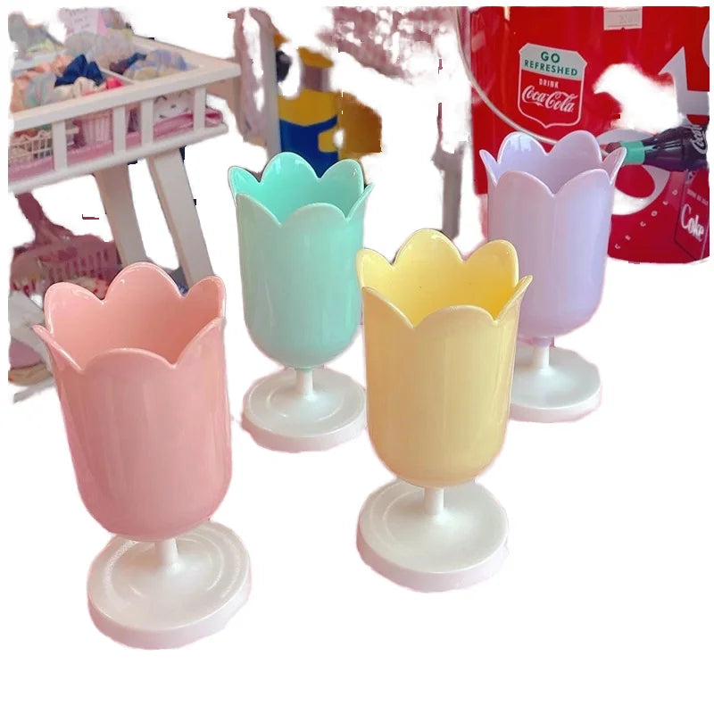 Creative Flower Shape Pen Holder Cosmetic Brush Storage Bucket Kawaii Stationery Pen Holder