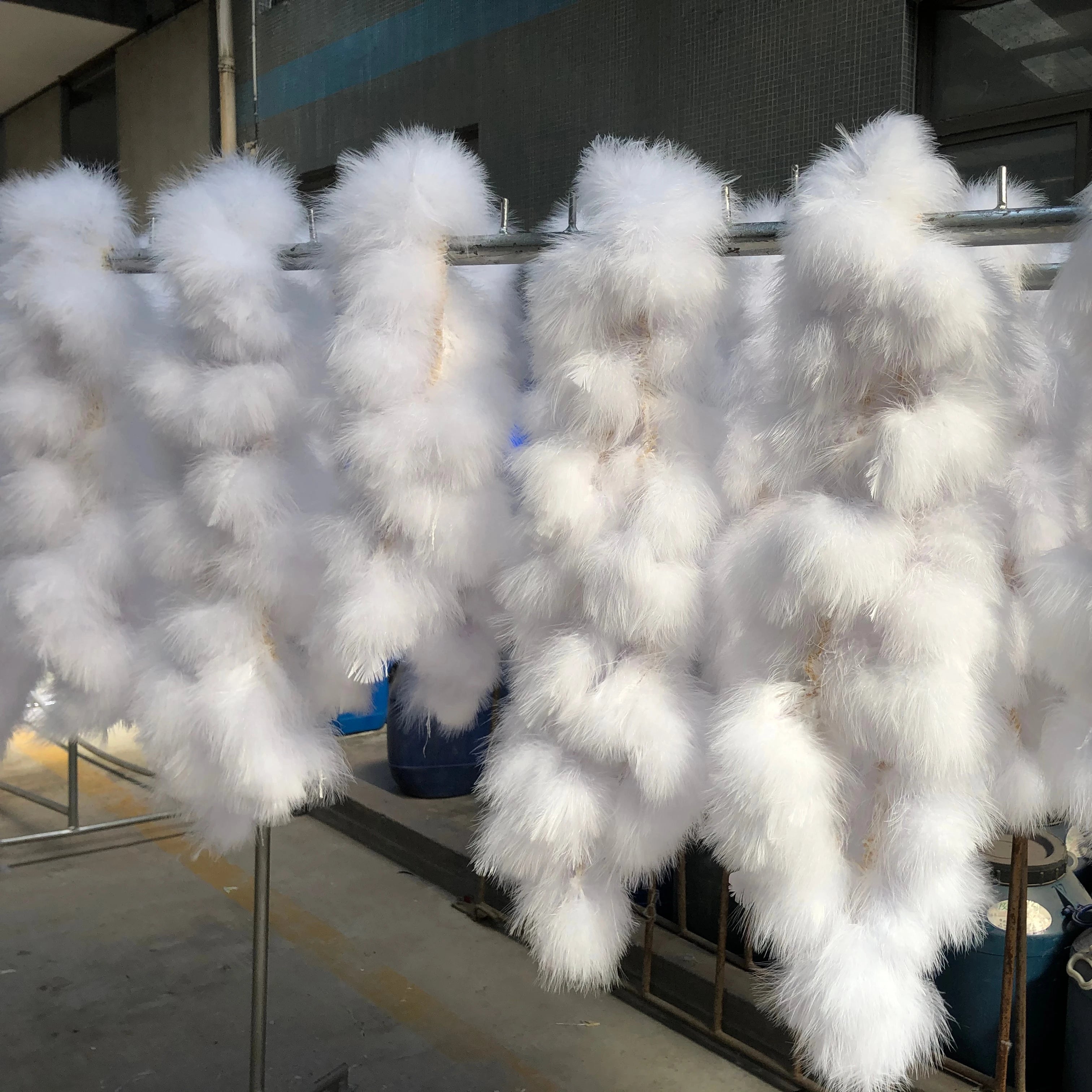 Natural Real Bulk Marabou Turkey Feather for Kid Novelty DIY Craft Accessory Hair Costume Fishing Fly Tying Material Decor