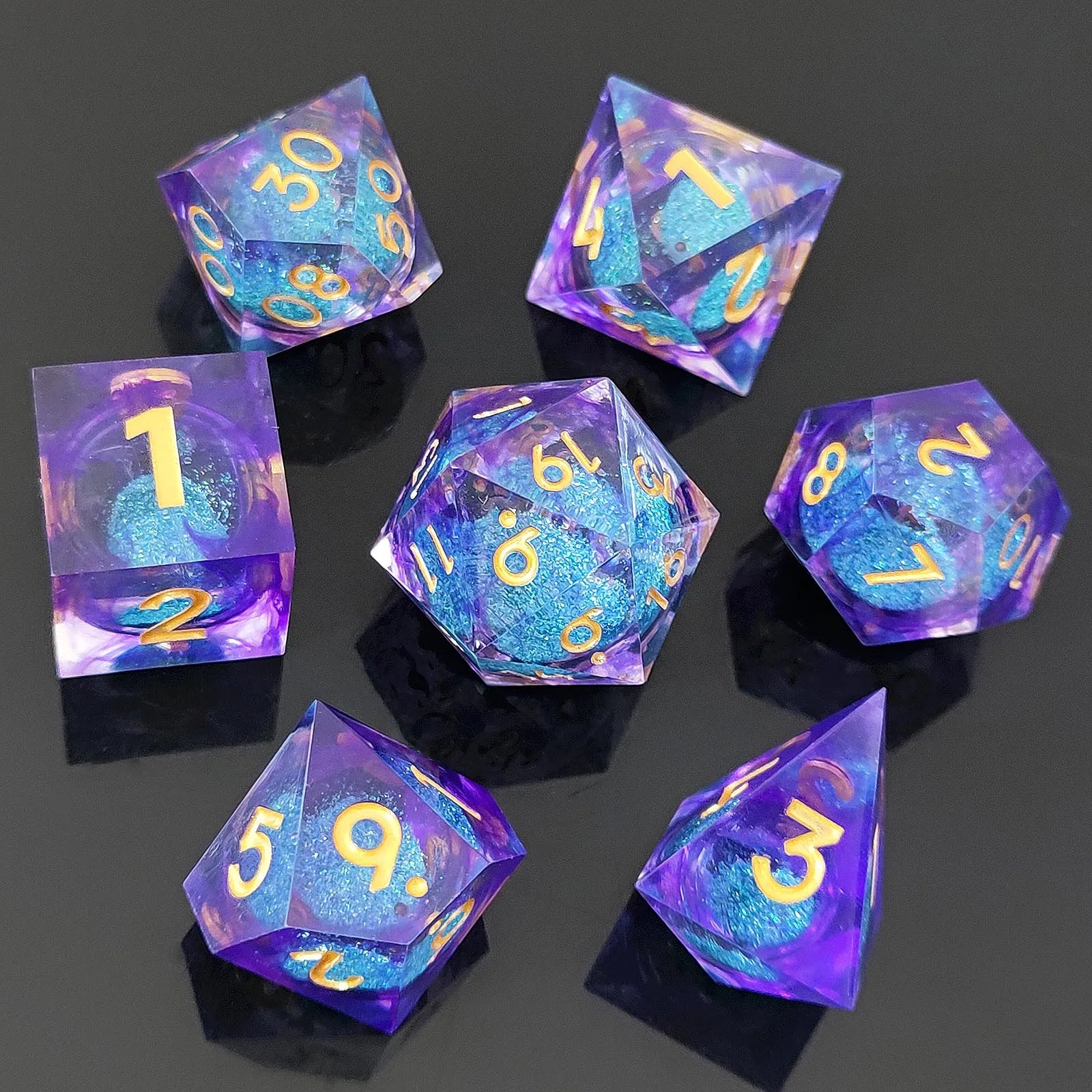 DND Dice Manufacturers Polyhedral Sharp-Edge Quicksand Liquid Core Resin Dice Set for Game Lover