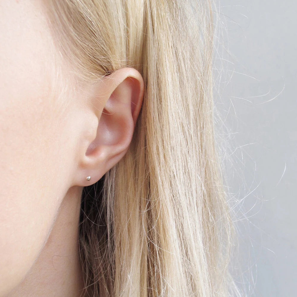 EManco Cute Stainless Steel Round Bead Fashion Bead Earrings 316 Steel Earrings Low Cost Jewelry Wholesale
