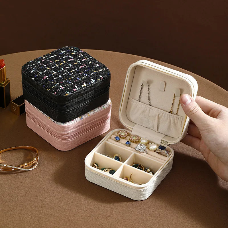 Wholesale Portable PU Leather Jewelry Box Simple Storage Travel Earrings and Ring Organizers for Girls