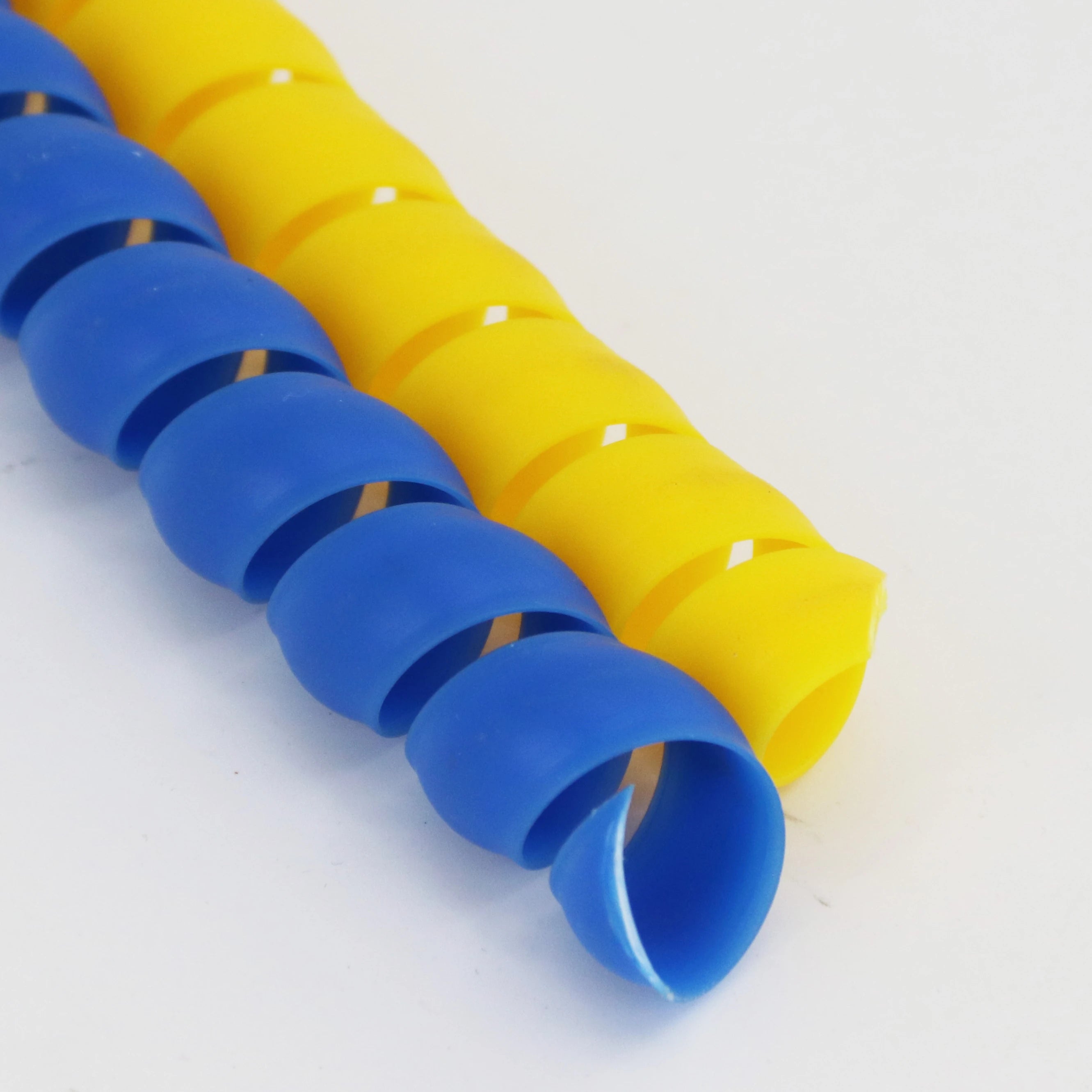 High Quality PP Flexible protection Hydraulic Hose Sleeve/spiral Hose Winding Spiral Hose Hydraulic Pipe protection Sleeve