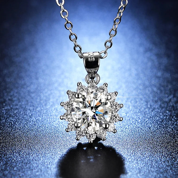 Imitation Moissanite CZ Diamond Pendent Sterling Silver Charm Party Wedding Pendants Necklace for Women Bridal Jewelry