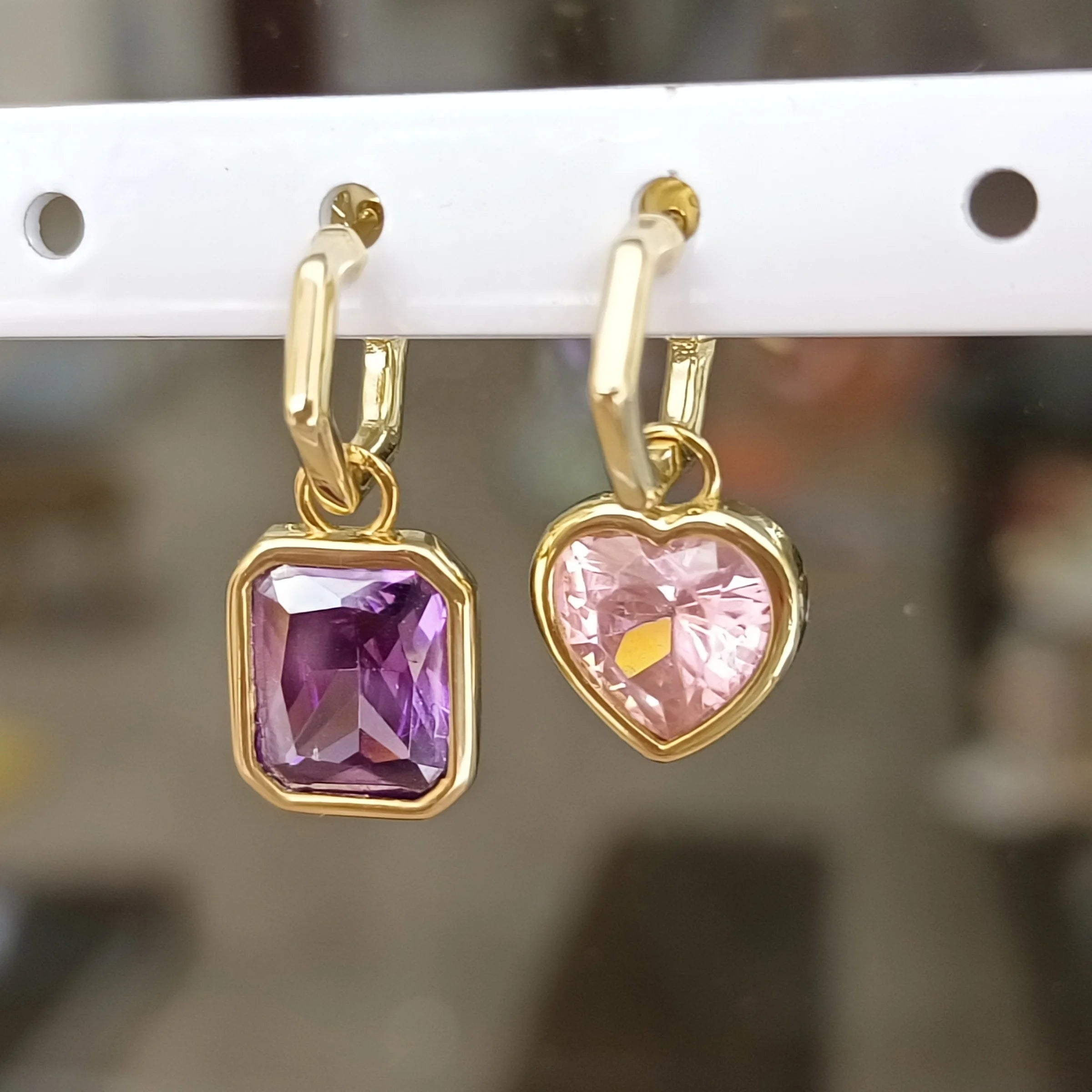 LOZRUNVE Custom 18k Gold Gemstone Baguette Heart Trending Drop Hoop Earring Jewelry
